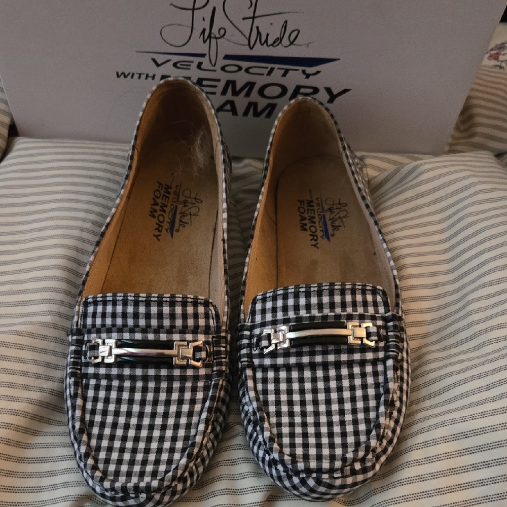 Life Stride Black and White Gingham Flats